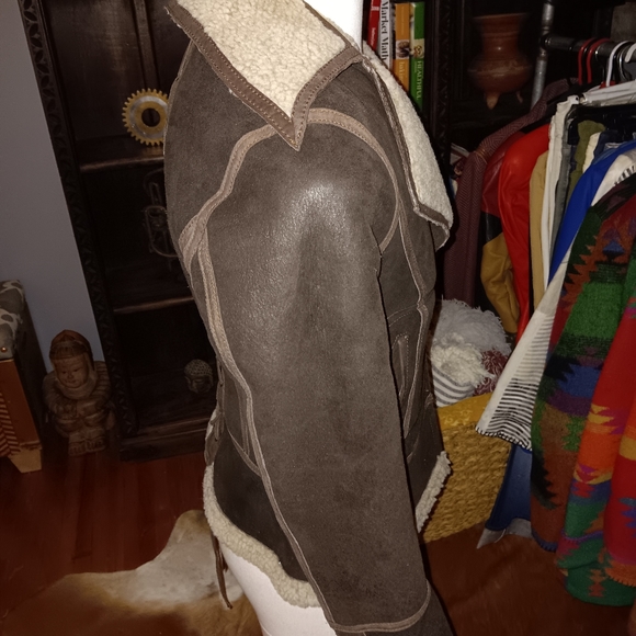 Shearling jacket - Picture 2 of 6